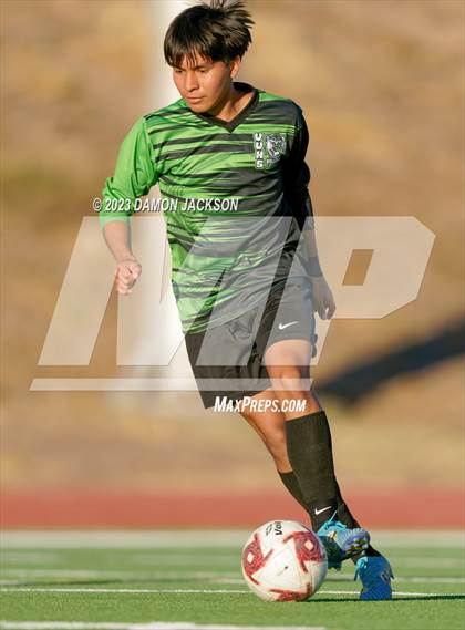 Thumbnail 1 in The Meadows School vs Virgin Valley (NIAA 3A Southern Region Quarterfinals) photogallery.