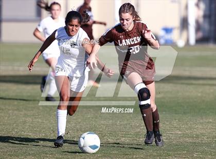 Thumbnail 3 in Archbishop Mitty vs. Saint Francis (CIFCCS D1 Championship) photogallery.