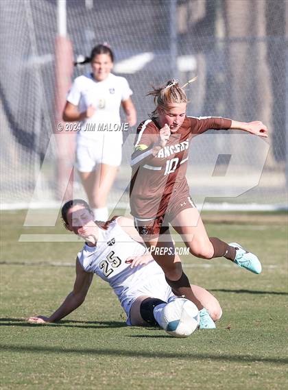 Thumbnail 2 in Archbishop Mitty vs. Saint Francis (CIFCCS D1 Championship) photogallery.