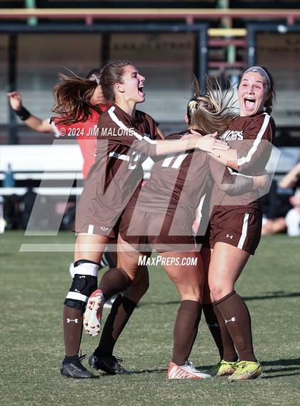 Thumbnail 2 in Archbishop Mitty vs. Saint Francis (CIFCCS D1 Championship) photogallery.