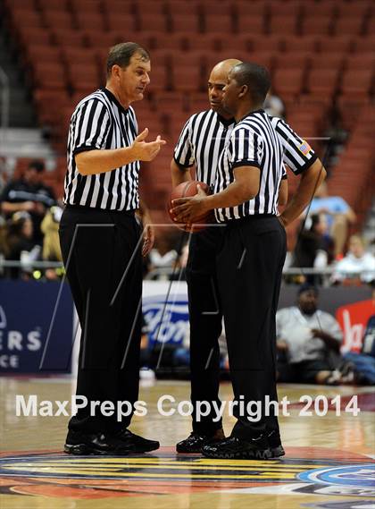 Thumbnail 1 in Calabasas vs. Sonora (CIF SS 2A Final) photogallery.