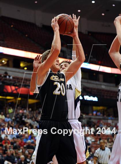 Thumbnail 1 in Calabasas vs. Sonora (CIF SS 2A Final) photogallery.