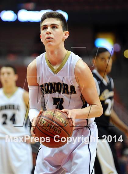 Thumbnail 3 in Calabasas vs. Sonora (CIF SS 2A Final) photogallery.