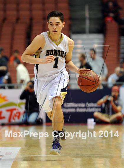 Thumbnail 1 in Calabasas vs. Sonora (CIF SS 2A Final) photogallery.