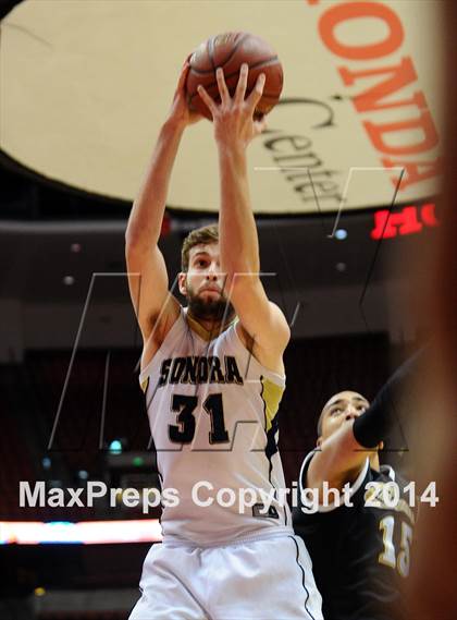 Thumbnail 1 in Calabasas vs. Sonora (CIF SS 2A Final) photogallery.