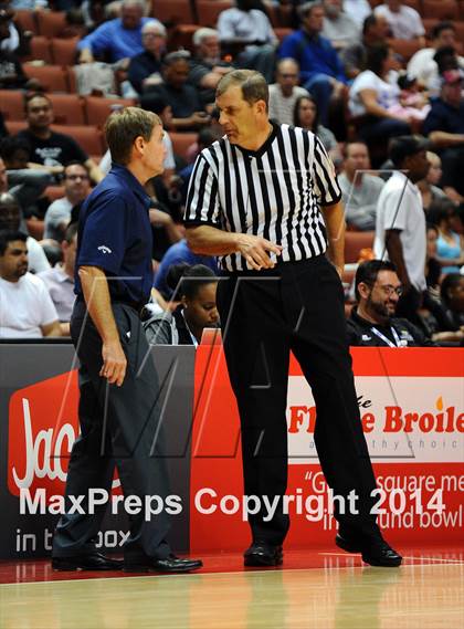 Thumbnail 2 in Calabasas vs. Sonora (CIF SS 2A Final) photogallery.