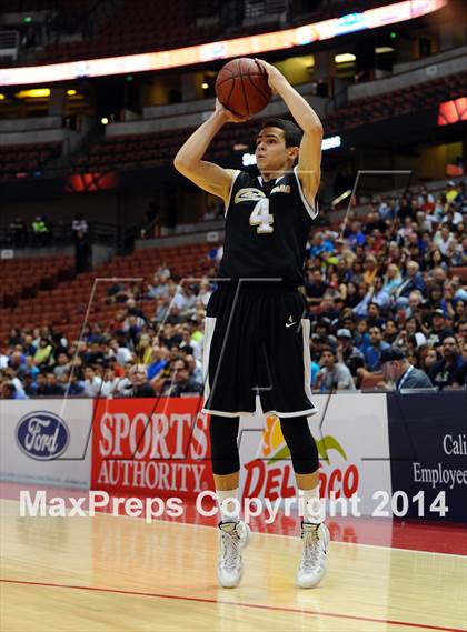 Thumbnail 1 in Calabasas vs. Sonora (CIF SS 2A Final) photogallery.