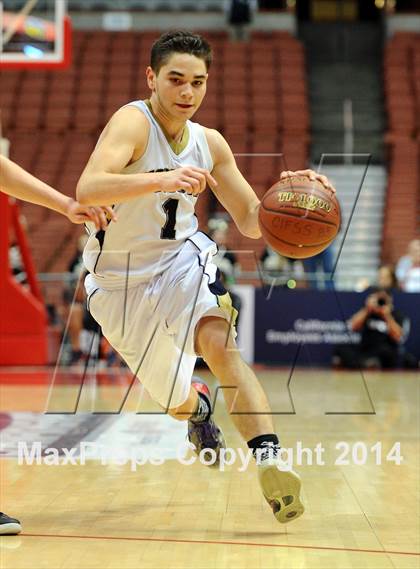 Thumbnail 2 in Calabasas vs. Sonora (CIF SS 2A Final) photogallery.