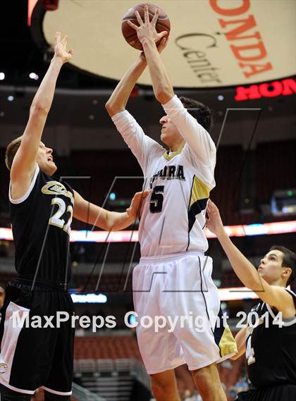 Thumbnail 2 in Calabasas vs. Sonora (CIF SS 2A Final) photogallery.