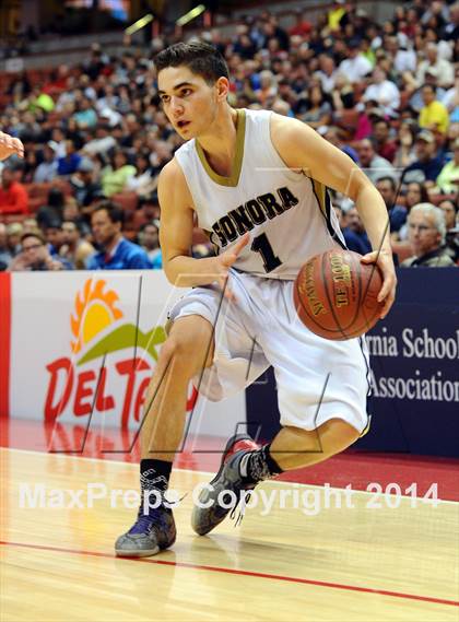 Thumbnail 1 in Calabasas vs. Sonora (CIF SS 2A Final) photogallery.
