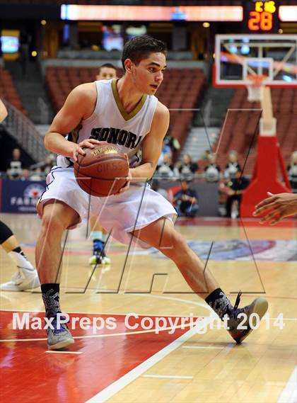 Thumbnail 1 in Calabasas vs. Sonora (CIF SS 2A Final) photogallery.