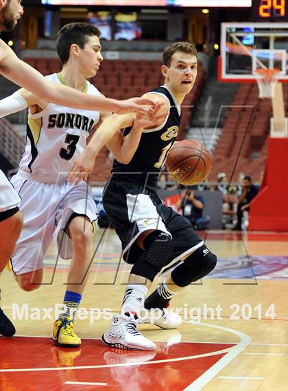 Thumbnail 1 in Calabasas vs. Sonora (CIF SS 2A Final) photogallery.