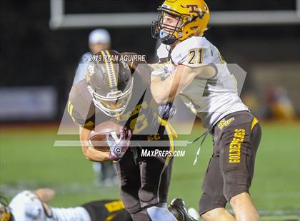 Thumbnail 3 in Temecula Valley @ El Camino (CIF SoCal D3-AA Regional Final) photogallery.