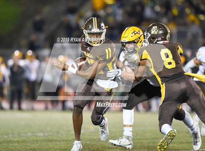 Thumbnail 2 in Temecula Valley @ El Camino (CIF SoCal D3-AA Regional Final) photogallery.