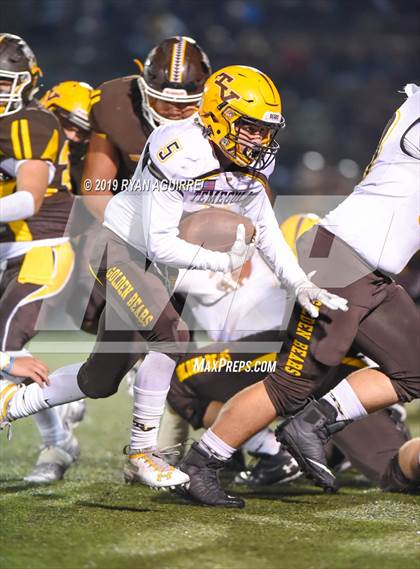 Thumbnail 2 in Temecula Valley @ El Camino (CIF SoCal D3-AA Regional Final) photogallery.
