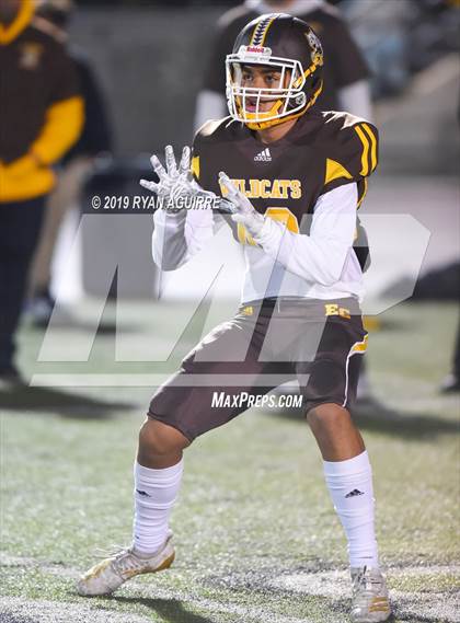 Thumbnail 3 in Temecula Valley @ El Camino (CIF SoCal D3-AA Regional Final) photogallery.