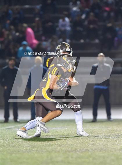 Thumbnail 2 in Temecula Valley @ El Camino (CIF SoCal D3-AA Regional Final) photogallery.