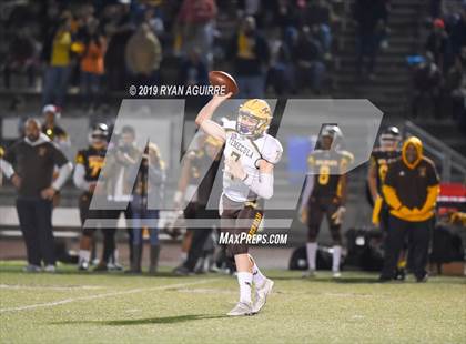 Thumbnail 2 in Temecula Valley @ El Camino (CIF SoCal D3-AA Regional Final) photogallery.