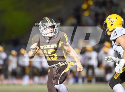 Thumbnail 2 in Temecula Valley @ El Camino (CIF SoCal D3-AA Regional Final) photogallery.