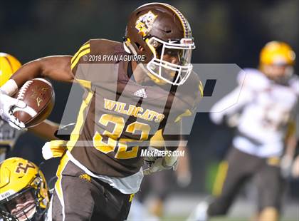 Thumbnail 2 in Temecula Valley @ El Camino (CIF SoCal D3-AA Regional Final) photogallery.