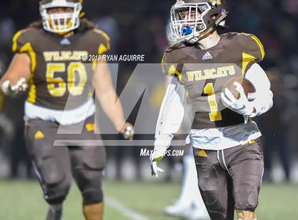 Thumbnail 2 in Temecula Valley @ El Camino (CIF SoCal D3-AA Regional Final) photogallery.