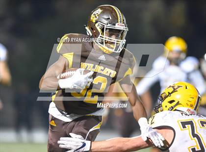 Thumbnail 2 in Temecula Valley @ El Camino (CIF SoCal D3-AA Regional Final) photogallery.