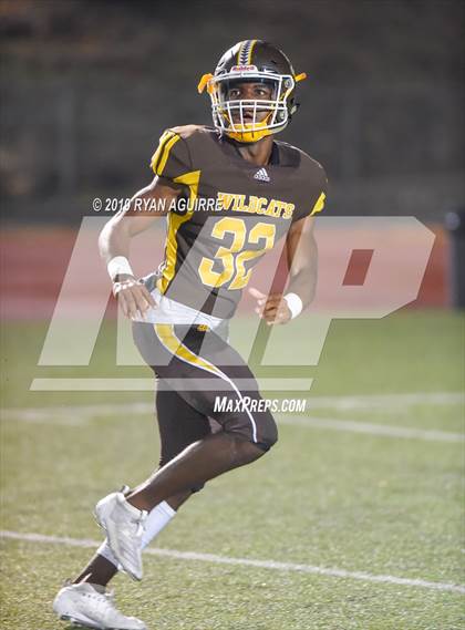 Thumbnail 2 in Temecula Valley @ El Camino (CIF SoCal D3-AA Regional Final) photogallery.