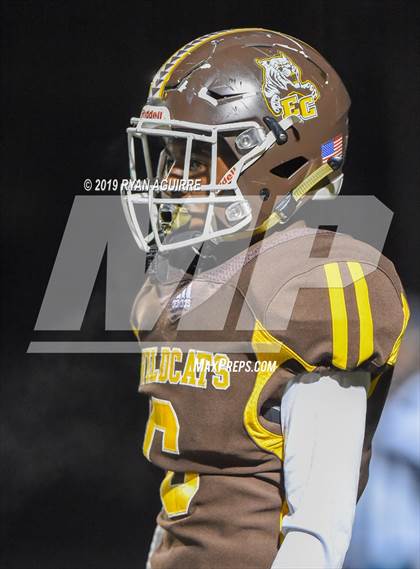Thumbnail 2 in Temecula Valley @ El Camino (CIF SoCal D3-AA Regional Final) photogallery.