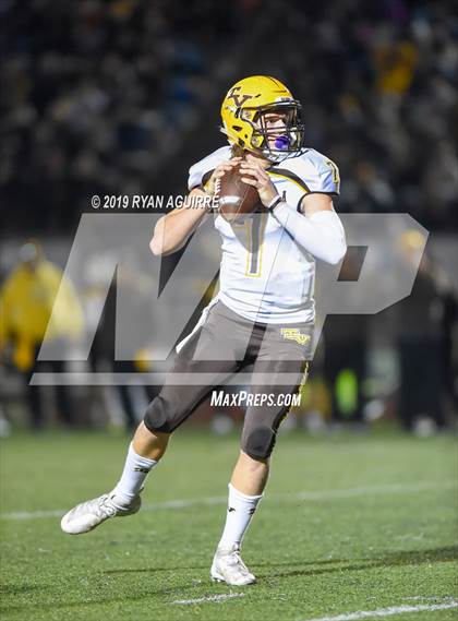 Thumbnail 2 in Temecula Valley @ El Camino (CIF SoCal D3-AA Regional Final) photogallery.
