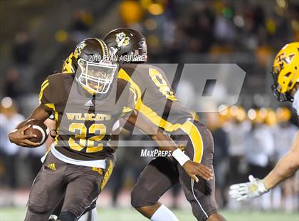 Thumbnail 2 in Temecula Valley @ El Camino (CIF SoCal D3-AA Regional Final) photogallery.
