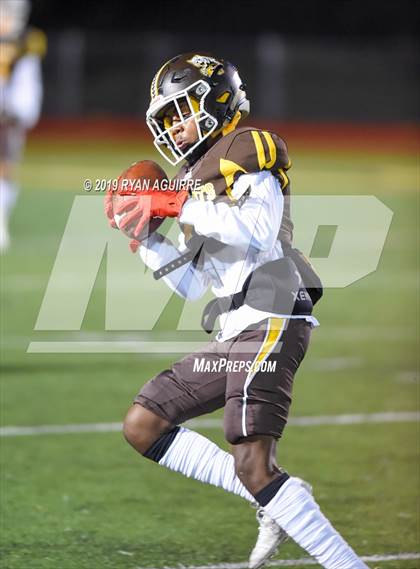Thumbnail 1 in Temecula Valley @ El Camino (CIF SoCal D3-AA Regional Final) photogallery.