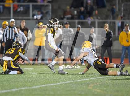 Thumbnail 2 in Temecula Valley @ El Camino (CIF SoCal D3-AA Regional Final) photogallery.
