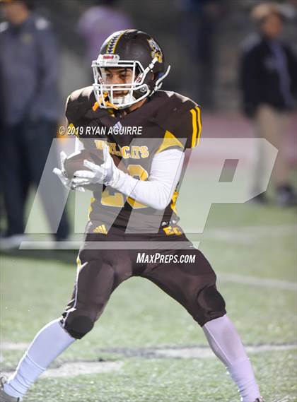 Thumbnail 3 in Temecula Valley @ El Camino (CIF SoCal D3-AA Regional Final) photogallery.