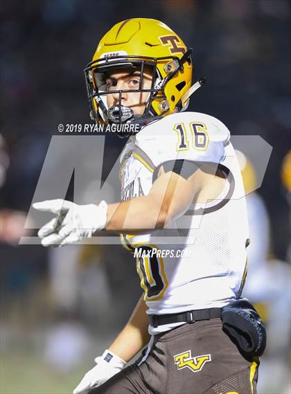 Thumbnail 2 in Temecula Valley @ El Camino (CIF SoCal D3-AA Regional Final) photogallery.