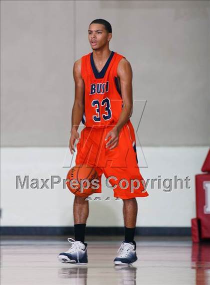 Thumbnail 3 in Taft vs. Fort Bend Bush (McDonald's Texas Invitational) photogallery.