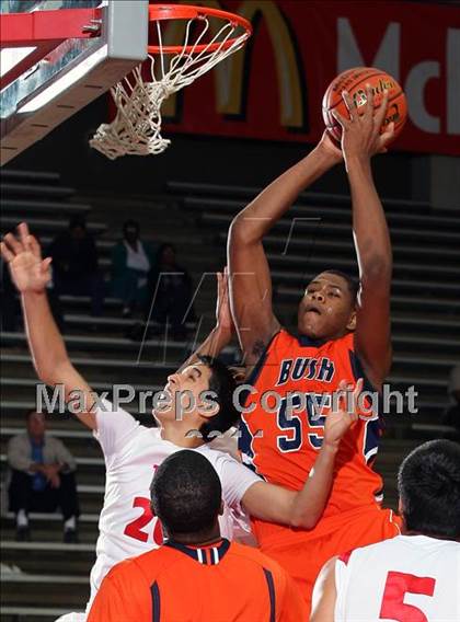 Thumbnail 1 in Taft vs. Fort Bend Bush (McDonald's Texas Invitational) photogallery.