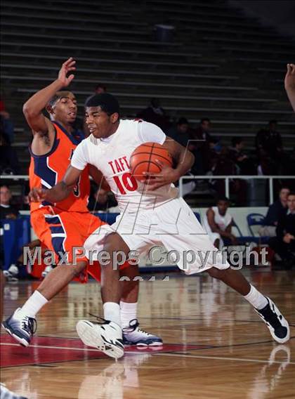 Thumbnail 2 in Taft vs. Fort Bend Bush (McDonald's Texas Invitational) photogallery.