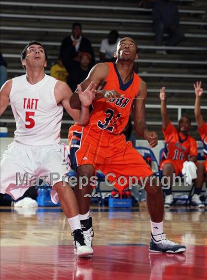 Thumbnail 3 in Taft vs. Fort Bend Bush (McDonald's Texas Invitational) photogallery.