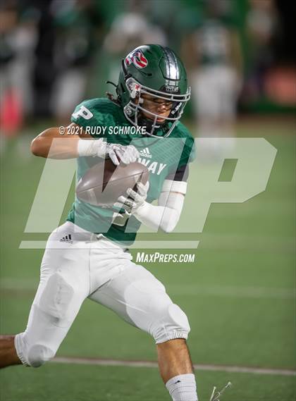 Thumbnail 2 in Rancho Bernardo @ Poway (CIF-SDS Division II Quarterfinal) photogallery.