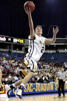 Thumbnail 3 in Golden Valley vs Oak Ridge (D2 Sec. Final) #3 photogallery.