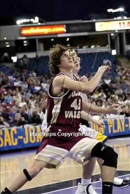 Thumbnail 3 in Golden Valley vs Oak Ridge (D2 Sec. Final) #3 photogallery.