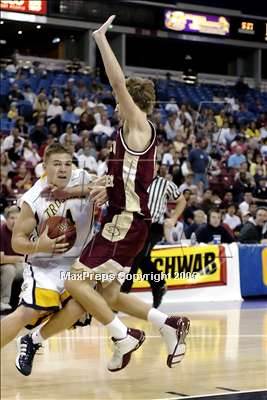 Thumbnail 2 in Golden Valley vs Oak Ridge (D2 Sec. Final) #3 photogallery.