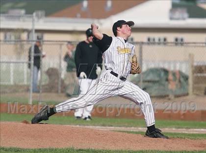 Thumbnail 1 in Drake vs. Bishop O'Dowd (Adam Westcott Tournament) photogallery.