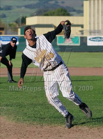 Thumbnail 3 in Drake vs. Bishop O'Dowd (Adam Westcott Tournament) photogallery.
