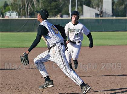 Thumbnail 2 in Drake vs. Bishop O'Dowd (Adam Westcott Tournament) photogallery.