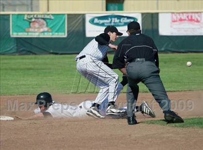 Thumbnail 2 in Drake vs. Bishop O'Dowd (Adam Westcott Tournament) photogallery.