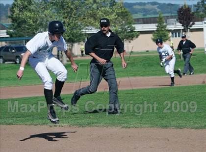 Thumbnail 2 in Drake vs. Bishop O'Dowd (Adam Westcott Tournament) photogallery.