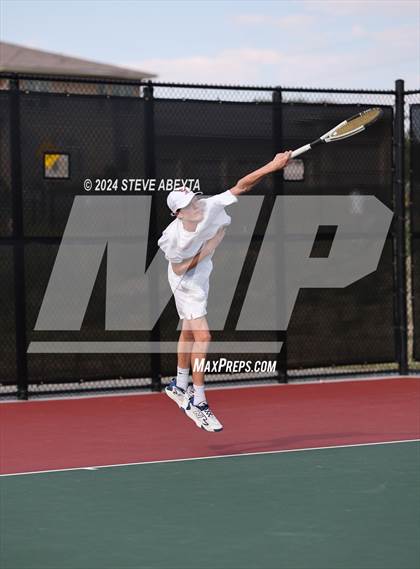 Thumbnail 2 in Chaparral @ Regis Jesuit photogallery.