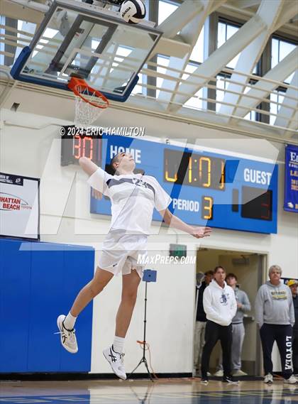 Thumbnail 3 in Loyola @ El Segundo photogallery.