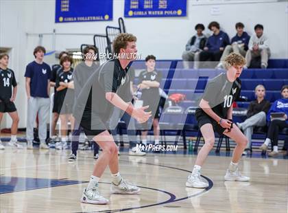 Thumbnail 3 in Loyola @ El Segundo photogallery.